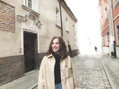 KenzieONEx - female with brown hair webcam at xLoveCam