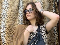 KenzieONEx - female with brown hair webcam at xLoveCam