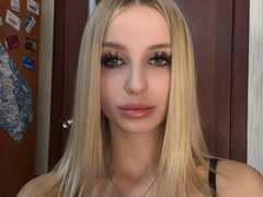 KeshaAites - female webcam at xLoveCam
