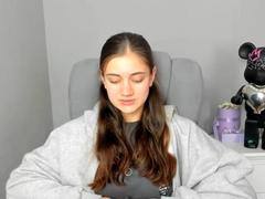 KettiSolt from xLoveCam