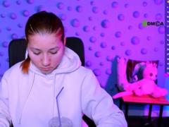 KettyRed from xLoveCam