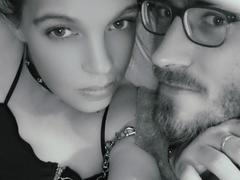 KevVanessHot from xLoveCam