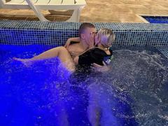 KevinKRYSTALLL-hot - blond female webcam at xLoveCam