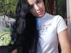 KeyklinOne - female webcam at xLoveCam