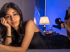 KeylaStone - female with black hair and  big tits webcam at xLoveCam