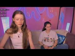 KhloeToDaisy from xLoveCam