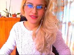 KillerSmilexxx-hot - blond female webcam at xLoveCam