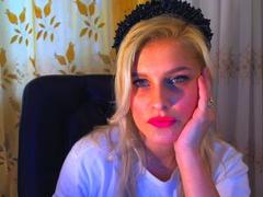 KillerSmilexxx-hot - blond female webcam at xLoveCam