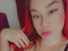 KimBurton - female webcam at xLoveCam