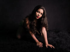 KimDevinne - female with brown hair webcam at xLoveCam