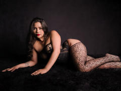 KimDevinne - female with brown hair webcam at xLoveCam