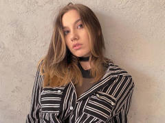 KimShoogar - blond female webcam at LiveJasmin