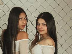 KimNKitty - female with black hair webcam at xLoveCam