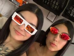 KimNKitty - female with black hair webcam at xLoveCam