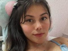 KimNatasa - female with black hair webcam at xLoveCam