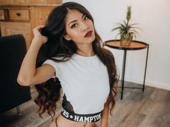 Kim-Rose - female with brown hair webcam at xLoveCam