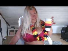 Kim-Van-Dyke - blond female with  big tits webcam at xLoveCam