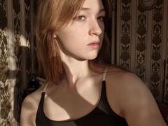 KimbraRenuart - female webcam at xLoveCam