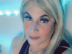 KingKennedyS - shemale with black hair and  big tits webcam at xLoveCam