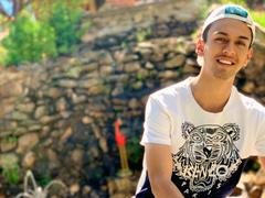 KingThoring from xLoveCam