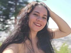 KinkyMaturee - female with black hair webcam at xLoveCam