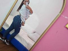 HottieNeedsFun - blond female webcam at xLoveCam