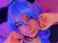 KiraBerry - female with red hair webcam at xLoveCam