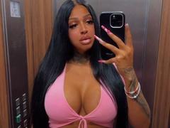 KiraNoire - female webcam at xLoveCam