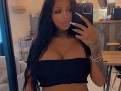 KiraNoire - female webcam at xLoveCam