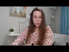 KiraRobberts - female with brown hair webcam at LiveJasmin