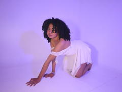KirasPell - female with black hair and  small tits webcam at xLoveCam