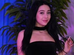 KirraMoon - female with black hair and  big tits webcam at xLoveCam