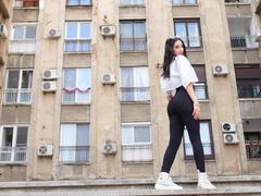 KirraMoon - female with black hair and  big tits webcam at xLoveCam