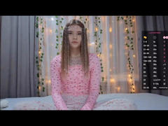 KirstieDevost from xLoveCam