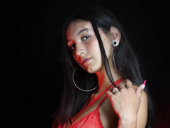 Kiittty69 - female webcam at ImLive