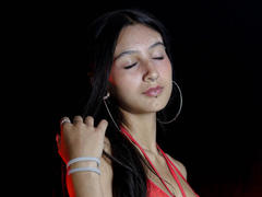 Kiittty69 - female webcam at ImLive