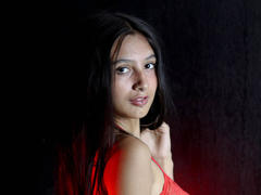 Kiittty69 - female webcam at ImLive