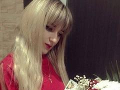 Kisa69Hot from xLoveCam
