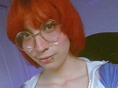 KisaaJones from xLoveCam