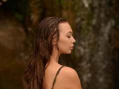 KitsuneDream - female with brown hair webcam at xLoveCam