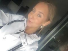 kia-rey-hot - blond female webcam at xLoveCam