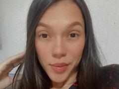 kinkyCharlottee - female with brown hair webcam at xLoveCam