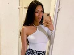 kinkyCharlottee - female with brown hair webcam at xLoveCam