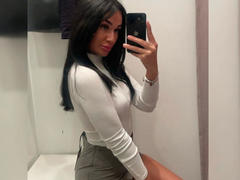 KlaudiaDior-hot - female with black hair webcam at xLoveCam