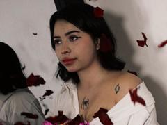 KleoCooper from xLoveCam