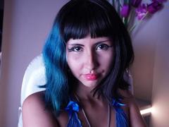 KleoLennox - female with black hair webcam at LiveJasmin