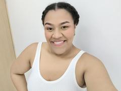 KloheEvans - female with black hair and  big tits webcam at xLoveCam