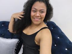 KloheEvans from xLoveCam