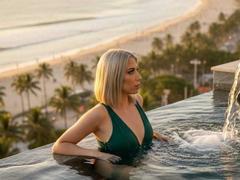 Knoha - female webcam at xLoveCam
