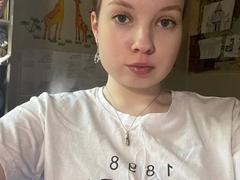 KrisEmpey - female with brown hair and  big tits webcam at xLoveCam